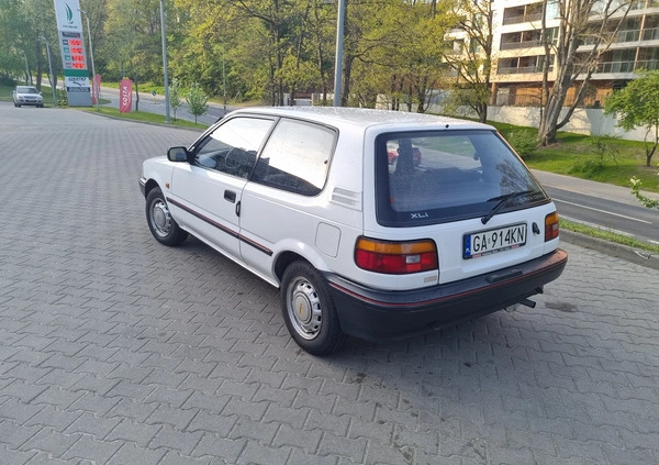 Toyota Corolla cena 24900 przebieg: 80000, rok produkcji 1991 z Gdynia małe 497